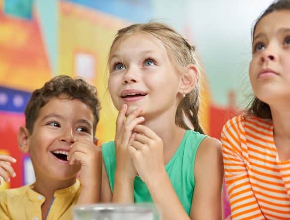 Kids at birthday payr