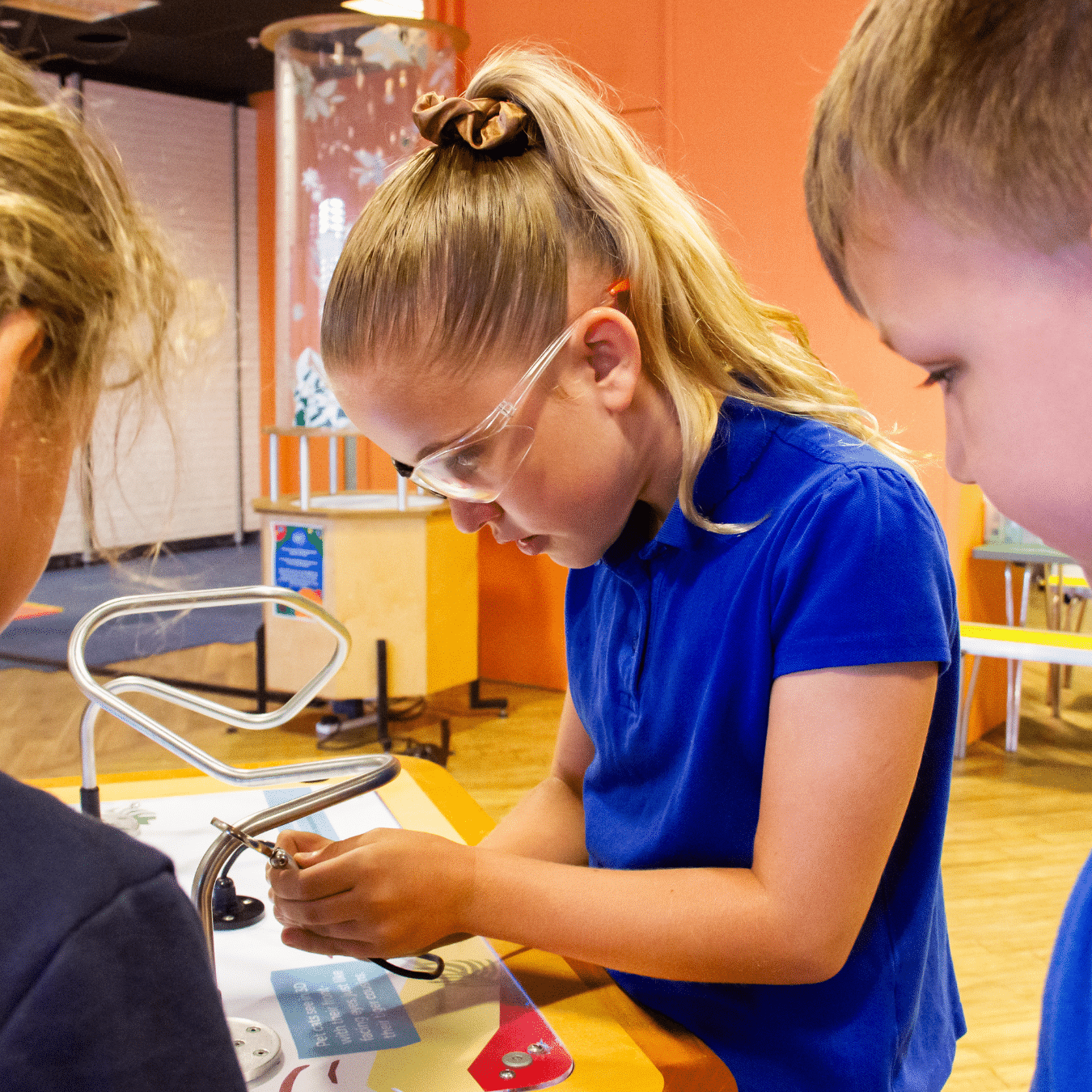 An image of Local school children discover the science, engineering and technology that keeps the region moving
